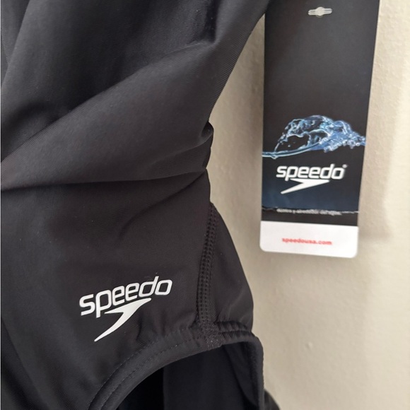 Black One-Piece Speedo - Picture 4 of 4